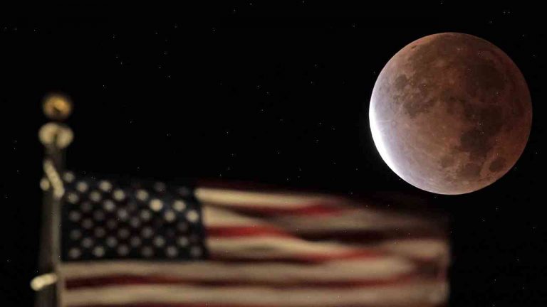 Here’s what it was like to watch the lunar eclipse over the weekend